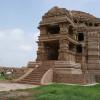 1280px-Gwalior-temple