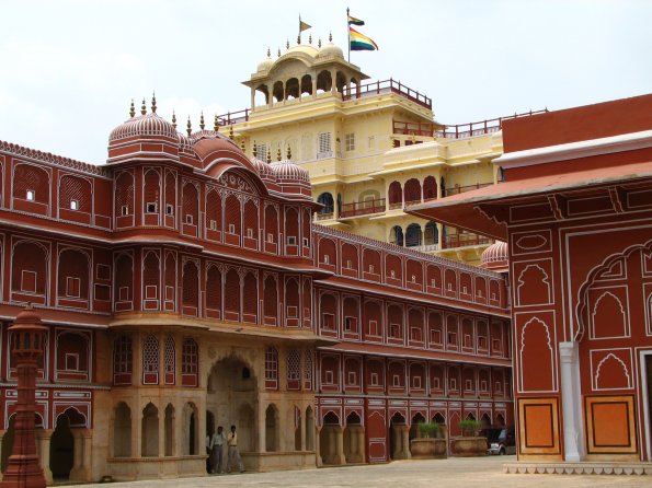 Chandra_Mahal,_Jaipur,_Rajasthan_(India)