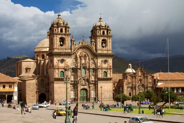 Peru_-_Cusco_019_-_Iglesia_de_la_Compañia_de_Jesús_(7084770355)